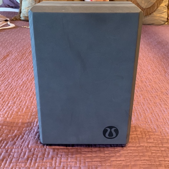 Yoga block - Picture 4 of 4